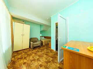 Гостиница Ява Анапа Коттедж с балконом-4