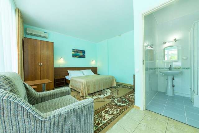 Гостиница Ява Анапа-83